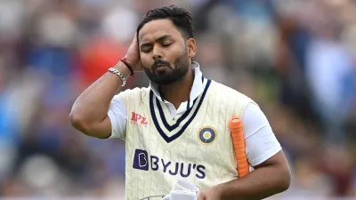 Rishabh Pant: 99 रनों पर आउट हुए ऋषभ पंत, सिर्फ एक रन से चूक गए ये बड़ा  कीर्तिमान - India TV Hindi