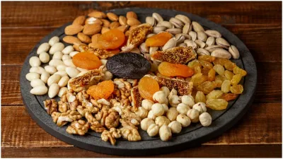 Dry Fruits to lower high Uric Acid levels naturally- India TV Hindi