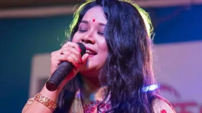 कैंसर से जंग हारी फेमस सेलेब्रिटी, दुनिया को कहा अलविदा, फैंस को लगा बड़ा झटका 2 Singer Gayatri Hazarika Passes Away