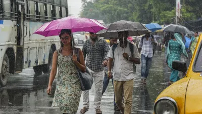झारखंड में मानसून पहुंचते ही झमाझम बारिश, 13 जिलों में भारी बरसात का रेड  अलर्ट, जानें अपने इलाके के मौसम का हाल - India TV Hindi
