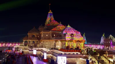 Ayodhya LIVE: राम मंदिर पर आज भगवा झंडा फहराएंगे PM मोदी, यहां जानें पल-पल  का अपडेट - India TV Hindi