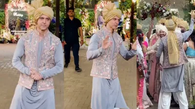 ऋतिक रोशन बने बाराती, कजिन की बारात में ढोल की थाप पर किया डांस, साथ-साथ दिखीं गर्लफ्रेंड सबा और दोनों बेटे - India TV Hindi