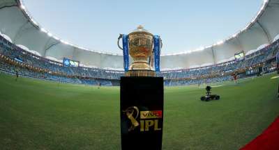 &amp;nbsp; इंडियन प्रीमियर लीग 2022 के लिए रिटेंशन को पूरा कर लिया गया है। इस रिटेंशन में सभी 8 फ्रेंचाइजियों को मिलाकर कुल 27 खिलाड़ियों को रिटेन किया गया है। वहीं अब पर्स में बचे हुए पैसों के साथ मेगा ऑक्शन में मौजूदा 8 टीमों के अलावा दो नई टीम भी मैदान में उतरेगी।