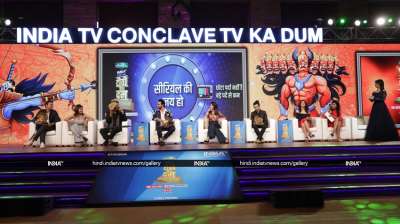 Tv ka Dum कॉन्क्लेव में मुकेश खन्ना, सौरभ राज जैन, देबिना बनर्जी और प्रोड्यूसर सिद्धार्थ कुमार तिवारी सहित बाकि कलाकारों ने माइथोलॉजिकल कहानियों को टीवी पर दिखाने के तरीके में आए बदलाव के बारे में बात की।