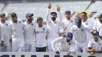 भारत ने रांची टेस्ट के चौथे दिन दक्षिण अफ्रीका को एक पारी और 202 रनों से हराकर तीसरा टेस्ट अपने नाम कर लिया। इसके साथ ही भारत ने टेस्ट सीरीज में दक्षिण अफ्रीका का 3-0 से क्लीन स्वीप कर दिया।&amp;nbsp;