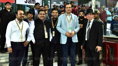 दिल्ली के अरुण जेटली स्टेडियम में दिल्ली एवं जिला क्रिकेट संघ ( डीडीसीए ) के अध्यक्ष रजत शर्मा भी भारत और बांग्लादेश के बीच पहले टी20 मैच के दौरान मौजूद थे। &amp;nbsp;