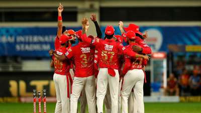 आईपीएल 2020 के 43वें मुकाबले में किंग्स इलेवन पंजाब ने सनराइजर्स हैदराबाद को 12 रनों से मात देकर लगातार अपनी चौथी जीत दर्ज की।
