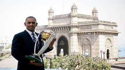 भारतीय क्रिकेट टीम ने कई बार अलग-अलग आईसीसी टूर्नामेंट्स में जीत हासिल की है। लेकिन टीम इंडिया के कई ऐसे खिलाड़ी भी हैं जो एक से ज्यादा बार आईसीसी खिताब जीतने में कामयाब रहे। इस रिपोर्ट में हम आपको बताने जा रहे हैं कि सबसे ज्यादा आईसीसी ट्रॉफी किन खिलाड़ियों ने जीती हैं। 