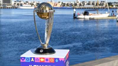 ODI वर्ल्ड कप 2023 का फाइनल मैच टीम इंडिया और ऑस्ट्रेलिया के बीच खेला जाएगा। ऐसे में आइए जानतें हैं कि किन टीमों ने सबसे ज्यादा बार वर्ल्ड कप का फाइनल मैच खेला है। 