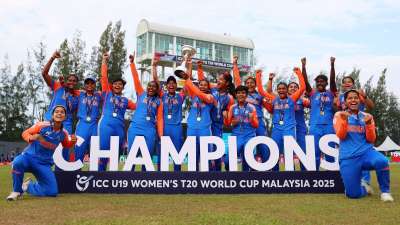 भारत की युवा खिलाड़ियों ने ICC महिला अंडर-19 T20 वर्ल्ड कप में दमदार प्रदर्शन करते हुए लगातार दूसरी बार खिताबी जीत दर्ज की। टूर्नामेंट में अपने प्रदर्शन से छाप छोड़ने वाली भारत की प्रमुख खिलाड़ियों के प्रदर्शन पर एक नजर... भारत की युवा खिलाड़ियों ने ICC महिला अंडर-19 T20 वर्ल्ड कप में दमदार प्रदर्शन करते हुए लगातार दूसरी बार खिताबी जीत दर्ज की। टूर्नामेंट में अपने प्रदर्शन से छाप छोड़ने वाली भारत की प्रमुख खिलाड़ियों के प्रदर्शन पर एक नजर...