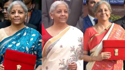वित्त मंत्री निर्मला सीतारमण आज 11 बजे संसद में बजट पेश करेंगी। इस बार के बजट में कई बड़े ऐलान होने की उम्मीद है।वित्त मंत्री निर्मला सीतारमण प्रधानमंत्री नरेंद्र मोदी सरकार के तीसरे कार्यकाल के पहले बजट को आज पेश कर रही हैं। बजट पेशी के दौरान वित्त मंत्री निर्मला सीतारमण की साड़ी हर बार सबका ध्यान अपनी तरफ खींचती है। बजट पेशी के दौरान हर बार वो कॉटन, सिल्क की बेहतरीन साड़ियां पहनकर आती हैं।ऐसे में चलिए देखते हैं वित्त मंत्री के बजट पेशी के बेहतरीन लुक्स।
वित्त मंत्री निर्मला सीतारमण आज 11 बजे संसद में बजट पेश करेंगी। इस बार के बजट में कई बड़े ऐलान होने की उम्मीद है।वित्त मंत्री निर्मला सीतारमण प्रधानमंत्री नरेंद्र मोदी सरकार के तीसरे कार्यकाल के पहले बजट को आज पेश कर रही हैं। बजट पेशी के दौरान वित्त मंत्री निर्मला सीतारमण की साड़ी हर बार सबका ध्यान अपनी तरफ खींचती है। बजट पेशी के दौरान हर बार वो कॉटन, सिल्क की बेहतरीन साड़ियां पहनकर आती हैं।ऐसे में चलिए देखते हैं वित्त मंत्री के बजट पेशी के बेहतरीन लुक्स।
