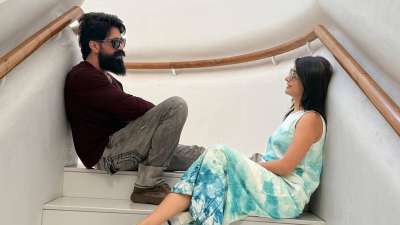 रॉकिंग स्टार यश आज देश ही नहीं, दुनिया भर में सबसे बड़े पैन इंडिया सुपरस्टार्स में से एक हैं। उनकी फैन फॉलोइंग किसी जुनून से कम नहीं। इस वक्त यश लगातार शूटिंग शेड्यूल में बिजी हैं, एक तरफ टॉक्सिक: द फेयरटेल, तो दूसरी ओर रामायण: पार्ट वन जैसी मच अवेटेड फिल्मों की तैयारियों में जुटे हुए हैं। रॉकिंग स्टार यश आज देश ही नहीं, दुनिया भर में सबसे बड़े पैन इंडिया सुपरस्टार्स में से एक हैं। उनकी फैन फॉलोइंग किसी जुनून से कम नहीं। इस वक्त यश लगातार शूटिंग शेड्यूल में बिजी हैं, एक तरफ टॉक्सिक: द फेयरटेल, तो दूसरी ओर रामायण: पार्ट वन जैसी मच अवेटेड फिल्मों की तैयारियों में जुटे हुए हैं।