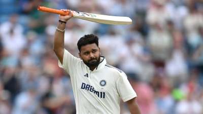वर्ल्ड टेस्ट चैंपियनशिप के तीन चक्र पूरे हो चुके हैं और चौथा चक्र खेला रहा है। जहां कई ऋषभ पंत, यशस्वी जायसवाल और शुभमन गिल जैसे प्लेयर्स अच्छा प्रदर्शन कर रहे हैं। आइए जानते हैं, वर्ल्ड टेस्ट चैंपियनशिप में सबसे ज्यादा छक्के किसने लगाए हैं। वर्ल्ड टेस्ट चैंपियनशिप के तीन चक्र पूरे हो चुके हैं और चौथा चक्र खेला रहा है। जहां कई ऋषभ पंत, यशस्वी जायसवाल और शुभमन गिल जैसे प्लेयर्स अच्छा प्रदर्शन कर रहे हैं। आइए जानते हैं, वर्ल्ड टेस्ट चैंपियनशिप में सबसे ज्यादा छक्के किसने लगाए हैं।