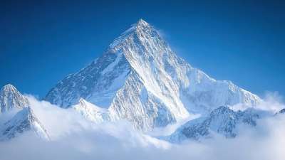 पाकिस्तान एक ऐसा देश है जहां हिमालय, काराकोरम और हिंदू कुश जैसी विशाल पर्वत श्रृंखलाएं मिलती हैं। इन पर्वतों में विश्व के कुछ सबसे ऊंचे शिखर स्थित हैं। यहां एक ऐसा पर्वत है जो किसी भौगोलिक चमत्कार से कम नहीं है।