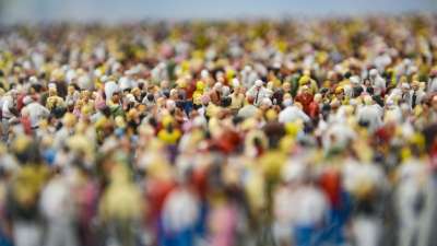 1950 में दुनिया की जनसंख्या आज की तुलना में काफी कम थी। तब कई देश जो जनसंख्या के मामले में टॉप 5 में शामिल थे आज रैंकिंग में काफी पीछे चले गए हैं। वहीं, 1950 में चीन दुनिया में सबसे ज्यादा आबादी वाला देश था, और आज यह भारत के पीछे दूसरे नंबर पर है। आइए, विश्व जनसंख्या दिवस के मौके पर worldometers.info के आंकड़ों के हवाले से जानते हैं उस दौर में टॉप 5 में कौन से देश शामिल थे? 1950 में दुनिया की जनसंख्या आज की तुलना में काफी कम थी। तब कई देश जो जनसंख्या के मामले में टॉप 5 में शामिल थे आज रैंकिंग में काफी पीछे चले गए हैं। वहीं, 1950 में चीन दुनिया में सबसे ज्यादा आबादी वाला देश था, और आज यह भारत के पीछे दूसरे नंबर पर है। आइए, विश्व जनसंख्या दिवस के मौके पर worldometers.info के आंकड़ों के हवाले से जानते हैं उस दौर में टॉप 5 में कौन से देश शामिल थे?