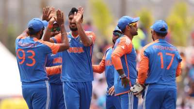 एशिया कप 2025 की शुरुआत 9 सितंबर से होने वाली है। इस टूर्नामेंट में इस बार कुल 8 टीमें हिस्सा लेंगी, जिसमें से पांच टीमों ने अब तक अपने स्क्वॉड का ऐलान कर दिया है। इस टूर्नामेंट से पहले हम आज आपको बताएंगे कि टी-20 इंटरनेशनल में सबसे ज्यादा मैच जीतने वाली टॉप-5 टीमें कौन सी हैं और उसमें भारत और पाकिस्तान किस नंबर पर है। एशिया कप 2025 की शुरुआत 9 सितंबर से होने वाली है। इस टूर्नामेंट में इस बार कुल 8 टीमें हिस्सा लेंगी, जिसमें से पांच टीमों ने अब तक अपने स्क्वॉड का ऐलान कर दिया है। इस टूर्नामेंट से पहले हम आज आपको बताएंगे कि टी-20 इंटरनेशनल में सबसे ज्यादा मैच जीतने वाली टॉप-5 टीमें कौन सी हैं और उसमें भारत और पाकिस्तान किस नंबर पर है।