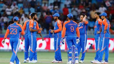 ICC रैंकिंग में भारतीय खिलाड़ियों का जलवा बरकरार है। तीनों फॉर्मेट में 6 भारतीय खिलाड़ी नंबर-1 स्थान पर बने हुए हैं, जिनमें जसप्रीत बुमराह और हार्दिक पांड्या जैसे खिलाड़ी शामिल हैं। ICC रैंकिंग में भारतीय खिलाड़ियों का जलवा बरकरार है। तीनों फॉर्मेट में 6 भारतीय खिलाड़ी नंबर-1 स्थान पर बने हुए हैं, जिनमें जसप्रीत बुमराह और हार्दिक पांड्या जैसे खिलाड़ी शामिल हैं।