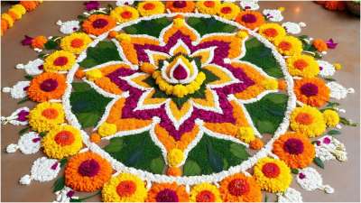 दिवाली पर सबसे आसान रंगोली के डिजाइन फूलों से तैयार होते हैं। फूलों की रंगोली बनाना आसान है आप कोई भी डिजाइन मिनटों में बना सकते हैं।