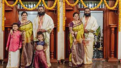 2 अक्टूबर 2025 को रिलीज हुई ऋषभ शेट्टी की फिल्म 'कंतारा: चैप्टर 1' ने दर्शकों और आलोचकों के बीच काफी सुर्खियां बटोरी है। यह फिल्म 2022 की ब्लॉकबस्टर कंतारा का प्रीक्वल है, जो अब तक की सबसे चर्चित कन्नड़ फिल्मों में से एक रही है। 'कंतारा: चैप्टर 1' को लेकर दर्शकों में जबरदस्त उत्साह देखा गया और इसकी ओपनिंग भी बेहद दमदार रही। यह पौराणिक एक्शन-ड्रामा फिल्म पूर्व-औपनिवेशिक तटीय कर्नाटक की पृष्ठभूमि पर आधारित है और उसमें प्राचीन भूता कोला परंपरा की उत्पत्ति को दर्शाया गया है, जिसने मूल फिल्म को भी एक खास पहचान दिलाई थी। 2 अक्टूबर 2025 को रिलीज हुई ऋषभ शेट्टी की फिल्म 'कंतारा: चैप्टर 1' ने दर्शकों और आलोचकों के बीच काफी सुर्खियां बटोरी है। यह फिल्म 2022 की ब्लॉकबस्टर कंतारा का प्रीक्वल है, जो अब तक की सबसे चर्चित कन्नड़ फिल्मों में से एक रही है। 'कंतारा: चैप्टर 1' को लेकर दर्शकों में जबरदस्त उत्साह देखा गया और इसकी ओपनिंग भी बेहद दमदार रही। यह पौराणिक एक्शन-ड्रामा फिल्म पूर्व-औपनिवेशिक तटीय कर्नाटक की पृष्ठभूमि पर आधारित है और उसमें प्राचीन भूता कोला परंपरा की उत्पत्ति को दर्शाया गया है, जिसने मूल फिल्म को भी एक खास पहचान दिलाई थी।