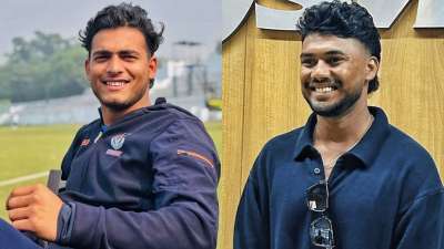 IPL 2026 के ऑक्शन में वैसे तो कई खिलाड़ी बिके लेकिन सबसे ज्यादा सुर्खियां
अनकैप्ड खिलाड़ी प्रशांत वीर और कार्तिक शर्मा ने बटोरी। ऑक्शन में दोनों खिलाड़ियों को बेस प्राइस से कई गुना रकम मिली। दोनों ने मिलकर ऑक्शन में बड़ा रिकॉर्ड बनाया। आइए जानते हैं IPL इतिहास के सबसे महंगे अनकैप्ड खिलाड़ियों के बारे में... IPL 2026 के ऑक्शन में वैसे तो कई खिलाड़ी बिके लेकिन सबसे ज्यादा सुर्खियां
अनकैप्ड खिलाड़ी प्रशांत वीर और कार्तिक शर्मा ने बटोरी। ऑक्शन में दोनों खिलाड़ियों को बेस प्राइस से कई गुना रकम मिली। दोनों ने मिलकर ऑक्शन में बड़ा रिकॉर्ड बनाया। आइए जानते हैं IPL इतिहास के सबसे महंगे अनकैप्ड खिलाड़ियों के बारे में...