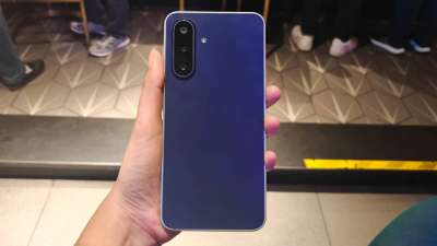 Samsung Galaxy M17 5G की कीमत में बड़ी कटौती की गई है। ई-कॉमर्स वेबसाइट Amazon पर सैमसंग का यह बजट फोन काफी सस्ते में मिल रहा है। इस फोन को अब तक के लोएस्ट प्राइस में खरीदा जा सकता है। दक्षिण कोरियाई कंपनी का यह सस्ता स्मार्टफोन दमदार बैटरी और तगड़े फीचर्स से लैस है। Samsung Galaxy M17 5G की कीमत में बड़ी कटौती की गई है। ई-कॉमर्स वेबसाइट Amazon पर सैमसंग का यह बजट फोन काफी सस्ते में मिल रहा है। इस फोन को अब तक के लोएस्ट प्राइस में खरीदा जा सकता है। दक्षिण कोरियाई कंपनी का यह सस्ता स्मार्टफोन दमदार बैटरी और तगड़े फीचर्स से लैस है।