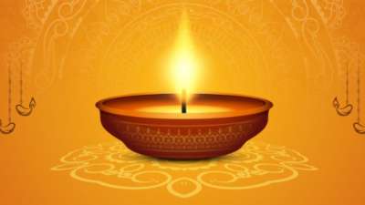 वास्तु शास्त्र के अनुसार, अगर आप जीवन में आर्थिक लाभ और करियर में सफलता पाना चाहते हैं तो आपको घर की उत्तर दिशा में शाम के वक्त हमेशा दीपक जलाना चाहिए। इस दिशा में दीपक जलाने से आर्थिक उन्नति के आपको अवसर मिलने लगते हैं। वास्तु शास्त्र के अनुसार, अगर आप जीवन में आर्थिक लाभ और करियर में सफलता पाना चाहते हैं तो आपको घर की उत्तर दिशा में शाम के वक्त हमेशा दीपक जलाना चाहिए। इस दिशा में दीपक जलाने से आर्थिक उन्नति के आपको अवसर मिलने लगते हैं।