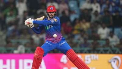 IPL 2026 में अब तक 11 मैच खेले जा चुके हैं और इस टूर्नामेंट में अब तक लगभग 350 छक्के लगा चुके हैं। इस सीजन सबसे ज्यादा छक्के लगाने वाले बल्लेबाजों की बात करें तो वहां टॉप पर फिलहाल दिल्ली कैपिटल्स के बल्लेबाज समीर रिजवी का नाम है। रिजवी ने अभी तक दो मैच खेले हैं और वहां उन्होंने कुल 11 छक्के लगाए हैं। रिजवी इस वक्त ऑरेंज कैप की लिस्ट में भी टॉप पर हैं। IPL 2026 में अब तक 11 मैच खेले जा चुके हैं और इस टूर्नामेंट में अब तक लगभग 350 छक्के लगा चुके हैं। इस सीजन सबसे ज्यादा छक्के लगाने वाले बल्लेबाजों की बात करें तो वहां टॉप पर फिलहाल दिल्ली कैपिटल्स के बल्लेबाज समीर रिजवी का नाम है। रिजवी ने अभी तक दो मैच खेले हैं और वहां उन्होंने कुल 11 छक्के लगाए हैं। रिजवी इस वक्त ऑरेंज कैप की लिस्ट में भी टॉप पर हैं।