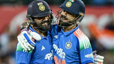 आईसीसी ने एक बार फिर से रैंकिंग अपडेट कर दी है। हालांकि खास बात ये है कि टॉप 5 में कोई भी बदलाव नहीं हुआ है। ऐसा इसलिए क्योंकि इस वक्त ज्यादा वनडे नहीं हो रहे हैं। बांग्लादेश और न्यूजीलैंड के बीच तीन वनडे मैचों की सीरीज हो रही है, लेकिन इसका असर बहुत ज्यादा नहीं पड़ा है। आईसीसी ने 21 अप्रैल तक की रैंकिंग अपडेट की है। आईसीसी ने एक बार फिर से रैंकिंग अपडेट कर दी है। हालांकि खास बात ये है कि टॉप 5 में कोई भी बदलाव नहीं हुआ है। ऐसा इसलिए क्योंकि इस वक्त ज्यादा वनडे नहीं हो रहे हैं। बांग्लादेश और न्यूजीलैंड के बीच तीन वनडे मैचों की सीरीज हो रही है, लेकिन इसका असर बहुत ज्यादा नहीं पड़ा है। आईसीसी ने 21 अप्रैल तक की रैंकिंग अपडेट की है।