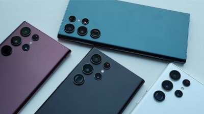 Samsung के फ्लैगशिप फोन Galaxy S24 Ultra पर बड़ा ऑफर आया है। दक्षिण कोरियाई कंपनी का यह फोन लगभग आधी कीमत में मिल रहा है। सैसमंग ने फोन की कीमत में बड़ी कटौती कर दी है। सैमसंग का यह फोन 2024 में लॉन्च हुआ था। फोन में 200MP कैमरा, 12GB रैम, 512GB जैसे तगड़े फीचर्स मिलते हैं। यह कंपनी का पहला फोन है, जिसमें Galaxy AI फीचर दिया गया है। Samsung के फ्लैगशिप फोन Galaxy S24 Ultra पर बड़ा ऑफर आया है। दक्षिण कोरियाई कंपनी का यह फोन लगभग आधी कीमत में मिल रहा है। सैसमंग ने फोन की कीमत में बड़ी कटौती कर दी है। सैमसंग का यह फोन 2024 में लॉन्च हुआ था। फोन में 200MP कैमरा, 12GB रैम, 512GB जैसे तगड़े फीचर्स मिलते हैं। यह कंपनी का पहला फोन है, जिसमें Galaxy AI फीचर दिया गया है।