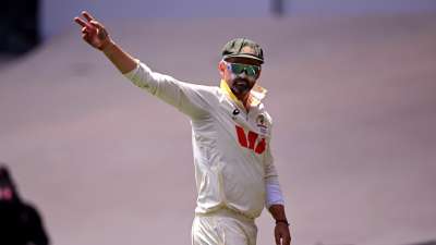 वर्ल्ड टेस्ट चैंपियनशिप यानी WTC के इतिहास में सबसे ज्यादा विकेट लेने वाले स्पिन गेंदबाजों में भारतीय खिलाड़ियों का जलवा है। टॉप पर भले ही दिग्गज ऑस्ट्रेलिया गेंदबाज का कब्जा हो, लेकिन टॉप-4 में 2 भारतीय स्पिनर शुमार हैं। आइए जानते हैं WTC के इतिहास में सबसे ज्यादा विकेट लेने वाले स्पिन गेंदबाजों के बारे में... वर्ल्ड टेस्ट चैंपियनशिप यानी WTC के इतिहास में सबसे ज्यादा विकेट लेने वाले स्पिन गेंदबाजों में भारतीय खिलाड़ियों का जलवा है। टॉप पर भले ही दिग्गज ऑस्ट्रेलिया गेंदबाज का कब्जा हो, लेकिन टॉप-4 में 2 भारतीय स्पिनर शुमार हैं। आइए जानते हैं WTC के इतिहास में सबसे ज्यादा विकेट लेने वाले स्पिन गेंदबाजों के बारे में...