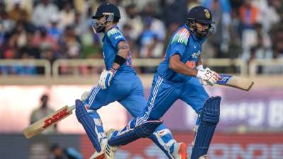 ODI क्रिकेट में एक से बढ़कर एक बल्लेबाज हुए हैं। इनमें सचिन और विराट जैसे दिग्गज भारतीय बल्लेबाज भी शुमार हैं। आइए जानते हैं ODI क्रिकेट के इतिहास में सबसे ज्यादा चौके जड़ने वाले बल्लेबाजों के बारे में... ODI क्रिकेट में एक से बढ़कर एक बल्लेबाज हुए हैं। इनमें सचिन और विराट जैसे दिग्गज भारतीय बल्लेबाज भी शुमार हैं। आइए जानते हैं ODI क्रिकेट के इतिहास में सबसे ज्यादा चौके जड़ने वाले बल्लेबाजों के बारे में...