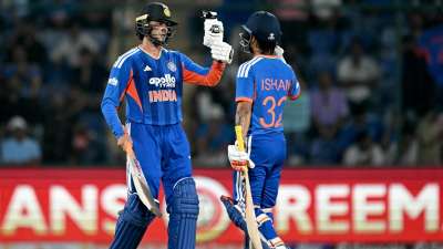 साल 2026 में ईशान किशन और अभिषेक शर्मा का बल्ला जमकर बोल रहा है। हालांकि, दोनों ही बल्लेबाजों के बीच जमीन-आसमान का अंतर है। ईशान 1000 से ज्यादा रन जड़ चुके हैं। वहीं, अभिषेक 600 रन के करीब हैं। आइए जानते हैं इस साल इंटरनेशनल क्रिकेट में सबसे ज्यादा रन बनाने वाले बल्लेबाजों के बारे में... साल 2026 में ईशान किशन और अभिषेक शर्मा का बल्ला जमकर बोल रहा है। हालांकि, दोनों ही बल्लेबाजों के बीच जमीन-आसमान का अंतर है। ईशान 1000 से ज्यादा रन जड़ चुके हैं। वहीं, अभिषेक 600 रन के करीब हैं। आइए जानते हैं इस साल इंटरनेशनल क्रिकेट में सबसे ज्यादा रन बनाने वाले बल्लेबाजों के बारे में...