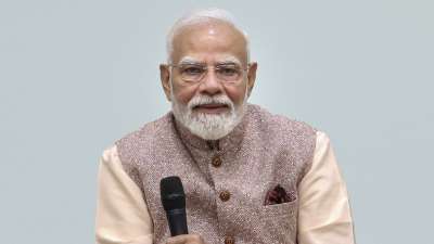 प्रधानमंत्री नरेंद्र मोदी आज 17 सितंबर को 76वां जन्मदिन मना रहे हैं। पूरे देश में मोदी के बर्थ-डे का मेगा सेलिब्रेशन हो रहा है। काशी से लेकर वडनगर तक मोदी की लंबी उम्र के लिए मंदिर में पूजा और प्रार्थना की जा रही है। प्रधानमंत्री के तौर पर नरेंद्र मोदी ने 12 साल के कार्यकाल में कई ऐसे फैसले किए हैं जिन्होंने भारत की तस्वीर काफी बदली है। आइए जानते हैं ऐसे ही कुछ फैसलों के बारे में। प्रधानमंत्री नरेंद्र मोदी आज 17 सितंबर को 76वां जन्मदिन मना रहे हैं। पूरे देश में मोदी के बर्थ-डे का मेगा सेलिब्रेशन हो रहा है। काशी से लेकर वडनगर तक मोदी की लंबी उम्र के लिए मंदिर में पूजा और प्रार्थना की जा रही है। प्रधानमंत्री के तौर पर नरेंद्र मोदी ने 12 साल के कार्यकाल में कई ऐसे फैसले किए हैं जिन्होंने भारत की तस्वीर काफी बदली है। आइए जानते हैं ऐसे ही कुछ फैसलों के बारे में।