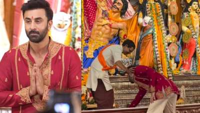 रणबीर कपूर इन दिनों निर्देशक नितेश तिवारी की अपकमिंग फिल्म 'रामायण' को लेकर सुर्खियों में हैं, जिसमें वह भगवान राम की भूमिका में नजर आने वाले हैं। ये बहुचर्चित फिल्म 5 नवंबर को सिनेमाघरों में रिलीज होगी। इससे पहले रणबीर पूरी तरह अपनी फिल्म के प्रमोशन में जुटे हैं। इस बीच फिल्म प्रमोशन से समय निकालकर रणबीर मुखर्जी परिवार की दुर्गा पूजा में भी शामिल हुए। रणबीर कपूर इन दिनों निर्देशक नितेश तिवारी की अपकमिंग फिल्म 'रामायण' को लेकर सुर्खियों में हैं, जिसमें वह भगवान राम की भूमिका में नजर आने वाले हैं। ये बहुचर्चित फिल्म 5 नवंबर को सिनेमाघरों में रिलीज होगी। इससे पहले रणबीर पूरी तरह अपनी फिल्म के प्रमोशन में जुटे हैं। इस बीच फिल्म प्रमोशन से समय निकालकर रणबीर मुखर्जी परिवार की दुर्गा पूजा में भी शामिल हुए।