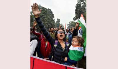 कन्हैया कुमार के समर्थन में छात्रों व विभिन्न कार्यकर्ताओ नें मंडी हाऊस से जंतर-मंतर तक जुलूस निकाला