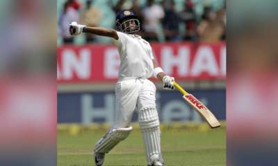 पृथ्वी शॉ डेब्यू टेस्ट में शतक जड़ने वाले सबसे युवा भारतीय और चौथे सबसे युवा खिलाड़ी बने जिससे भारत ने वेस्टइंडीज के खिलाफ पहले क्रिकेट टेस्ट के पहले दिन गुरुवार को यहां चार विकेट पर 364 रन बनाकर अपनी स्थिति मजबूत कर ली। पृथ्वी टेस्ट मैचों में भारत का प्रतिनिधित्व करने वाले 293वें क्रिकेटर बने।&amp;nbsp;