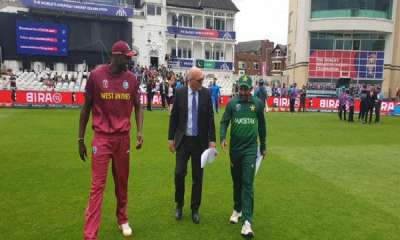 वेस्टइंडीज ने ओशाने थॉमस की शानदार गेंदबाजी की बदौलत वर्ल्ड कप 2019 के अपने पहले मैच में पाकिस्तान को 7 विकेट से हरा दिया।