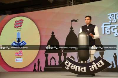 इंडिया टीवी के खास शो 'चुनाव मंच' में भाजपा सांसद प्रवेश वर्मा ने कहा कि&amp;nbsp; AAP धर्म की राजनीति कर रही है, सबको बांटने की राजनीति कर रहे हैं।