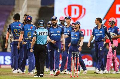 इंडियन प्रीमियर लीग 2020 का 20वां मैच अबु धाबी में खेला गया जिसमें मुंबई इंडियंस ने राजस्थान रॉयल्स को 57 रनों से हराते हुए पाइंट टेबल में शीर्ष स्थान हासिल कर लिया।