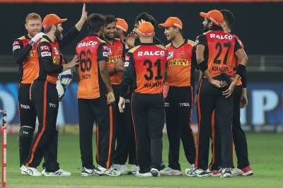सनराइजर्स हैदराबाद ने गुरुवार को दुबई इंटरनेशनल स्टेडियम में खेले गए IPL 2020 के 22वें मैच में किंग्स इलेवन पंजाब को 69 रनों से हरा दिया।&amp;nbsp;