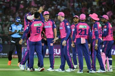 आईपीएल 2023 के 26वें मुकाबले में राजस्थान रॉयल्स को लखनऊ सुपर जायंट्स ने 10 रनों से हराय दिया इसके बावजूद पॉइंट्स टेबल में टीम पहले स्थान पर बरकरार है।