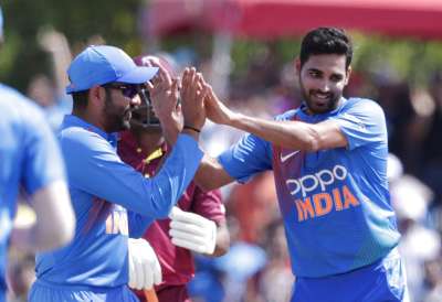 भारत और वेस्टइंडीज के बीच खेले गए पहले टी20 मैच में भारत ने टॉस जीतकर पहले गेंदबाजी का निर्णय लिया और भारतीय गेंदबाजों ने अच्छी शुरुआत की।