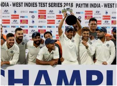 भारत ने वेस्टइंडीज को दूसरे और अंतिम टेस्ट क्रिकेट मैच में रविवार को रिकॉर्ड 10 विकेट से हराकर दो मैचों की सीरीज में क्लीन स्वीप किया।&amp;nbsp;
