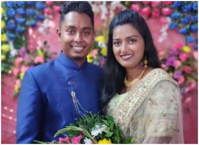 भारतीय तीरंदाजों दीपिका कुमारी और अतानु दास ने मंगलवार को सगाई कर ली है। दोनों अगले साल शादी के बंधन में बंधेंगे