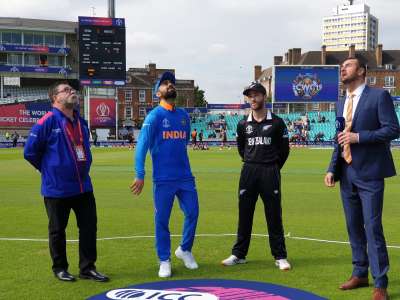 भारत और न्यूजीलैंड के बीच वर्ल्ड कप का चौथा वॉर्म-अप मैच ओवर के मैदान पर खेला गया। भारत ने इस मैच में टॉस जीतकर पहले बल्लेबाजी करने का निर्णय लिया। &amp;nbsp;