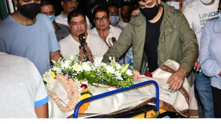 Bhupinder Singh Funeral: नम आंखों से दी गई भूपिंदर सिंह को आखिरी विदाई, आधी रात को ही हुआ अंतिम संस्कार