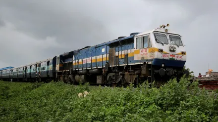 Railway Updates: इस सेक्शन पर 30 ट्रेनें हो गई कैंसिल, 7 को किया डायवर्ट, दिल्ली आने वाली कई ट्रेनें लेट