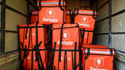 Swiggy ने डिलीवरी के लिए वसूले 103 रुपये, कोर्ट ने ठोक दिया 344 गुना जुर्माना