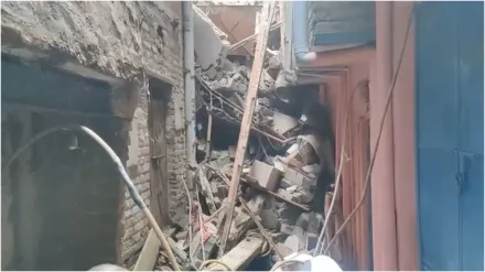 दिल्ली में फिर ढही चार मंजिला इमारत, कुछ लोगों के फंसे होने की आशंका, रेस्क्यू ऑपरेशन जारी