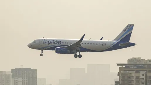 DGCA ने IndiGo को दी 24 घंटे की राहत, अब सोमवार शाम तक देना होगा 'कारण बताओ नोटिस' का जवाब